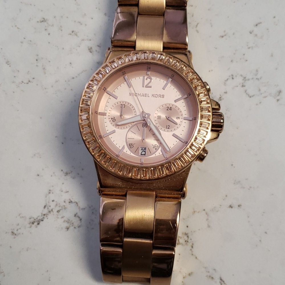Michael Kors rose gold watch